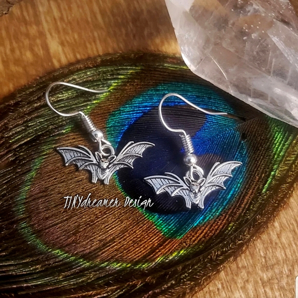 Flying BAT Earrings Witchy Wiccan Gothic Witch Jewelry Gift Halloween earrings